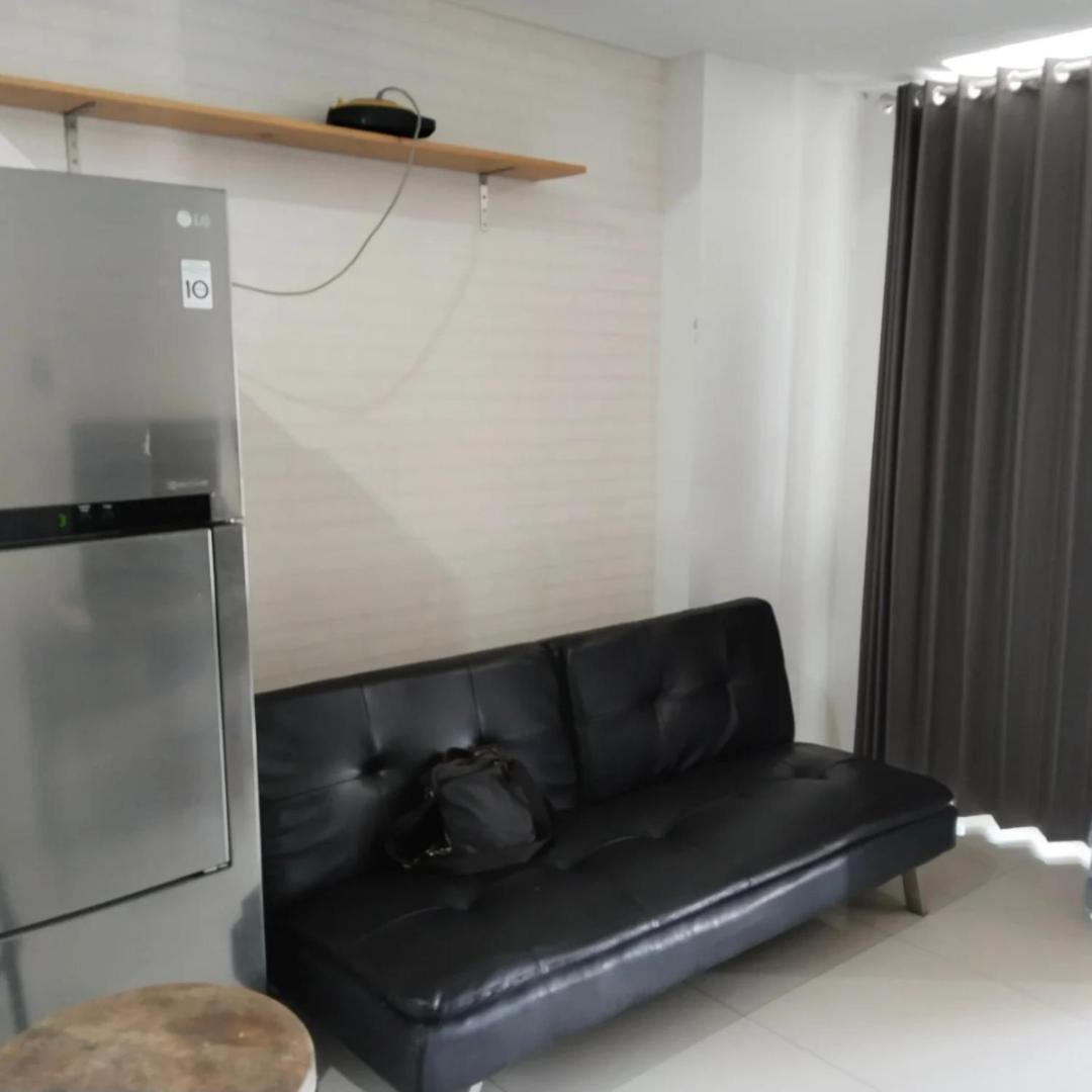 Santi Room For Rent Surabaya Kültér fotó